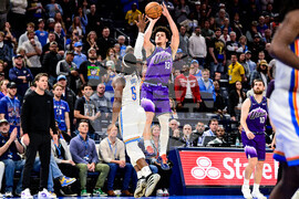 Jazz Thunder Basketball