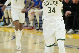 Bucks Warriors Basketball