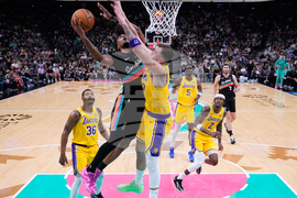 Lakers Spurs Basketball