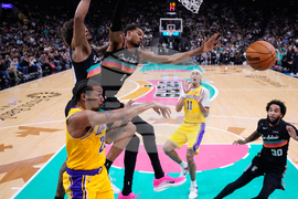 Lakers Spurs Basketball