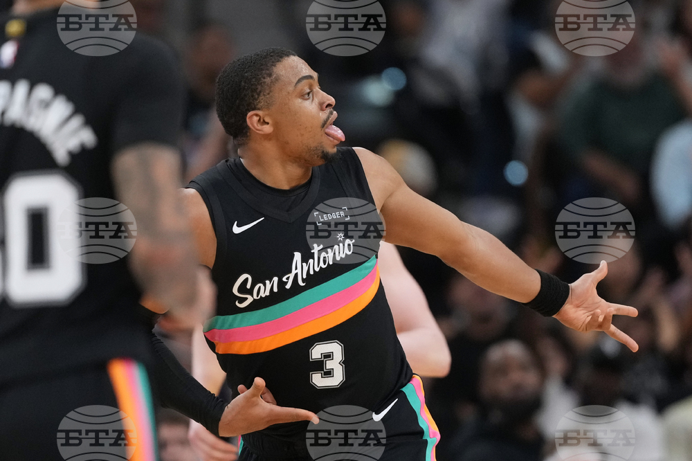 Lakers Spurs Basketball