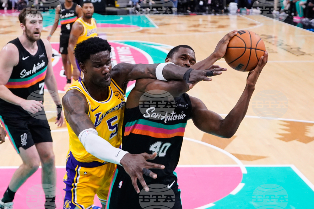 Lakers Spurs Basketball