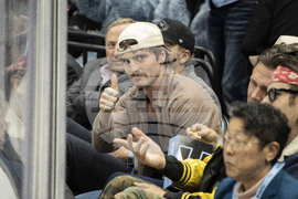 Senators Mammoth Hockey