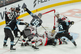 Senators Mammoth Hockey