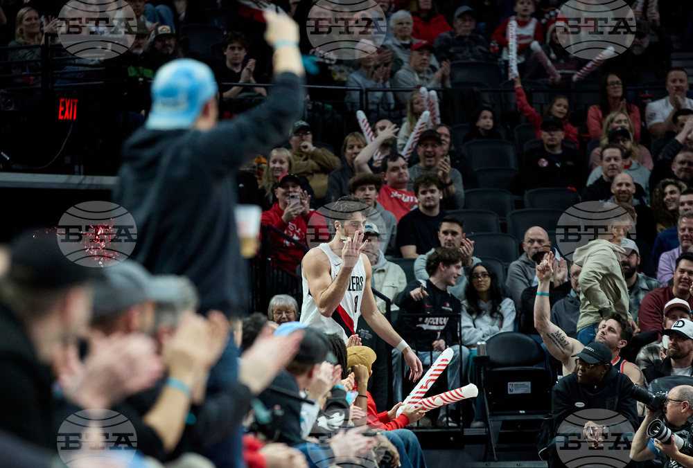 Rockets Trail Blazers Basketball