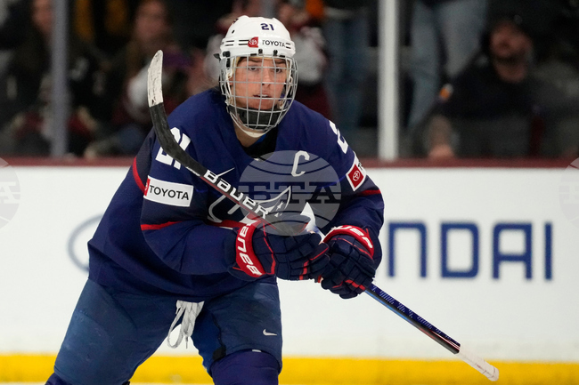 Хилъри Найт ще бъде капитан на женския национален отбор на САЩ по хокей на лед на Олимпийските игри в Милано/Кортина