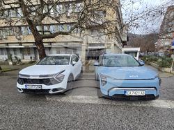 Сливен - автомобили - дарение - Областна дирекция на МВР