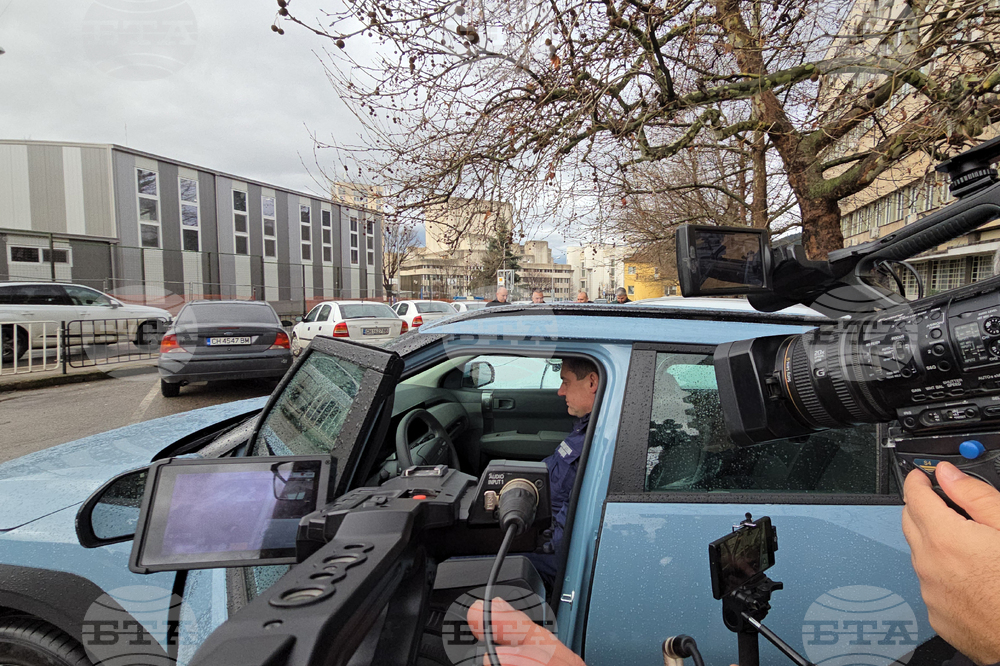 Сливен - автомобили - дарение - Областна дирекция на МВР