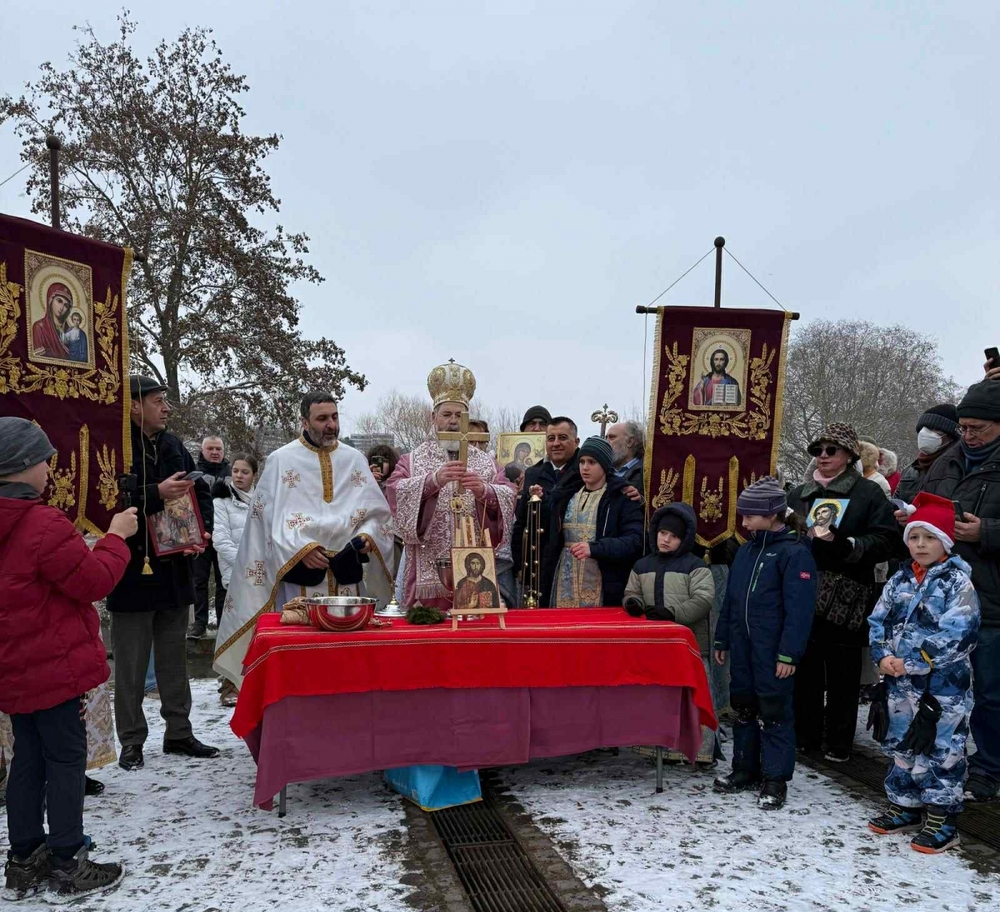 Митрополит Антоний възглави богослужението на Богоявление в Българската църква „Св. св. Кирил и Методий и св. Бонифаций“ в Щутгарт