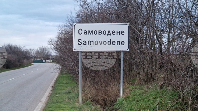 Ограничено е движението по пътя Велико Търново - Русе в района на с. Самоводене заради изтегляне на камион