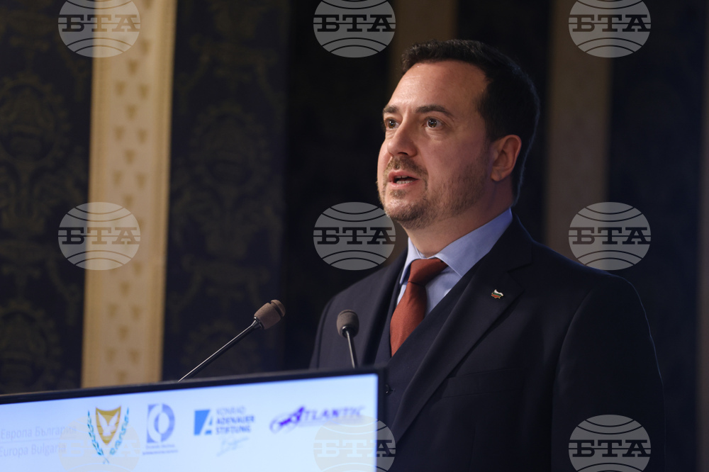 Deputy Foreign Minister Pavlov Says Eurozone Participation Key to Bulgaria’s Prosperity