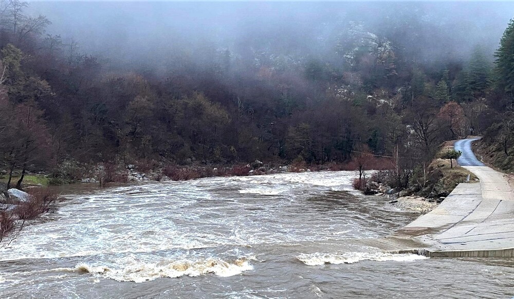 Southern Municipality of Ardino Declares Partial State of Emergency after Flooded Bridge Cuts Off Six Villages