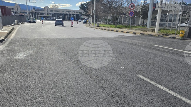 Нормално е движението на автомобили на граничните пунктове в страната 