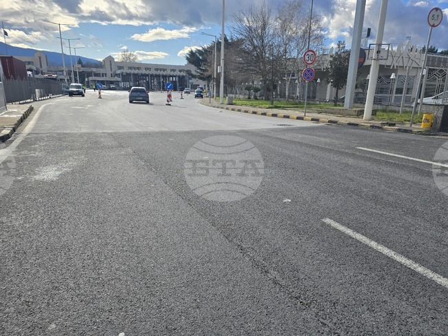 Нормално е движението на автомобили на граничните пунктове в страната 