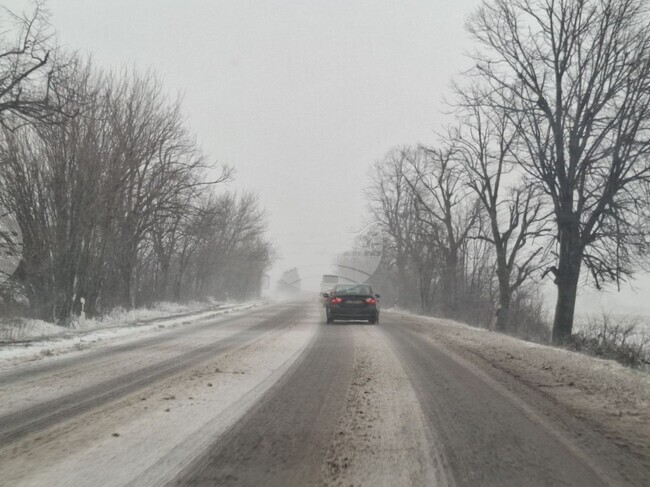 Лошите метеорологични условия предизвикаха временни затруднения в различни части на страната