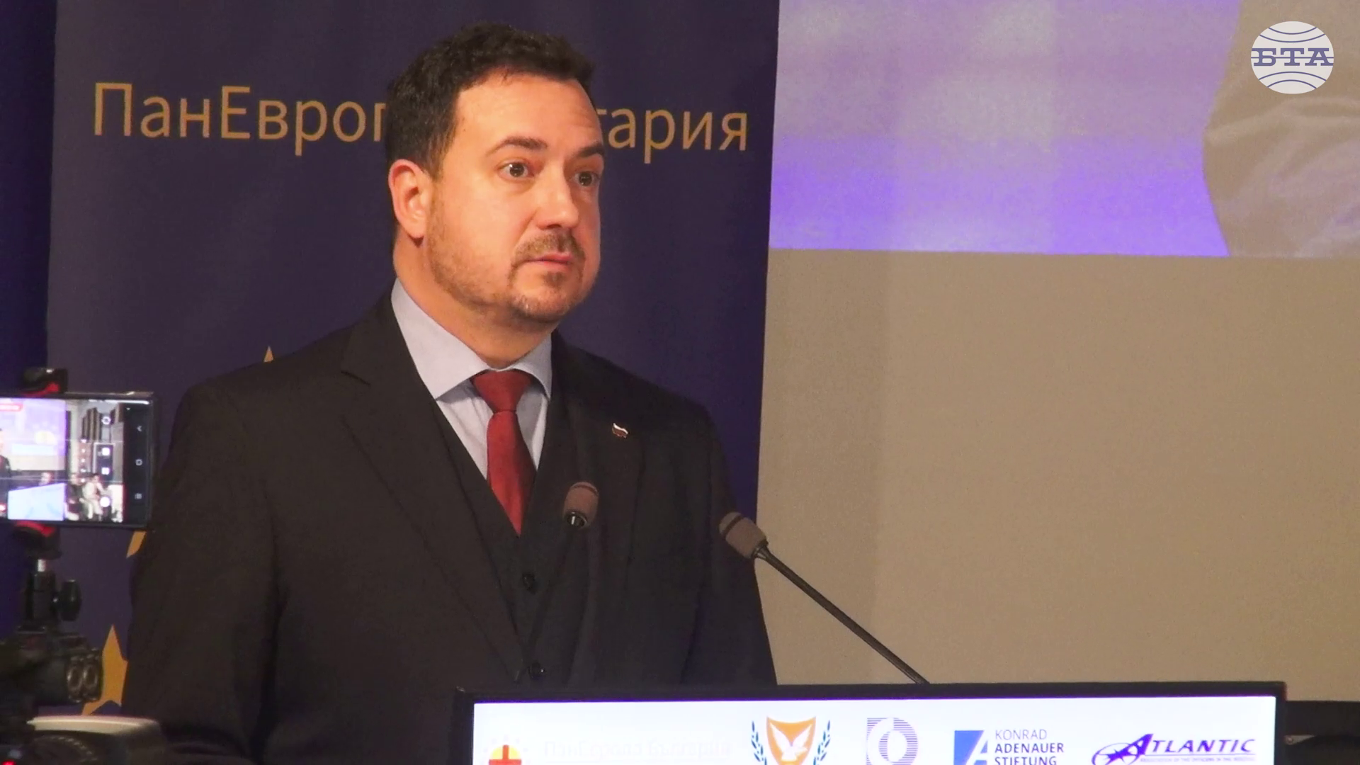 Като пълноправен член на еврозоната България ще участва в решенията на Европейската централна банка, каза заместник-министър Николай Павлов