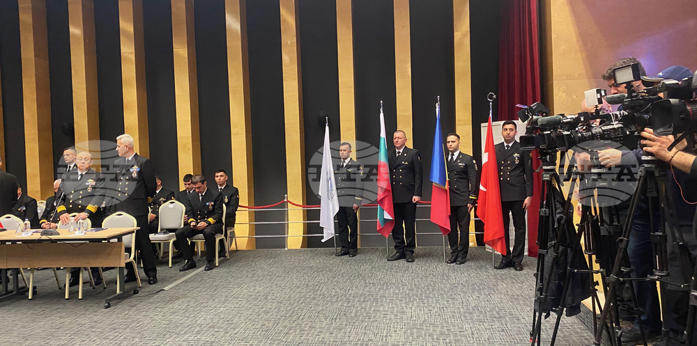 Турция - Истанбул - Противоминна военноморска група в Черно море „MCM BLACK SEA“ - командване - церемония