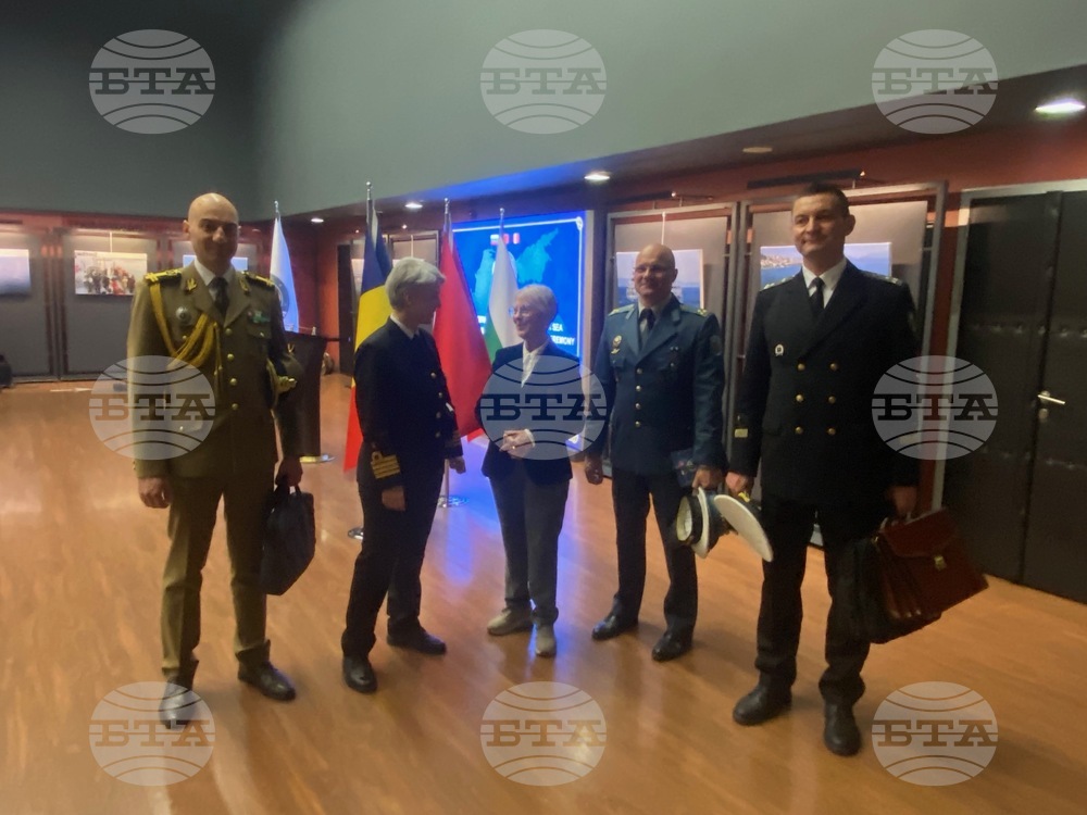 Турция - Истанбул - Противоминна военноморска група в Черно море „MCM BLACK SEA“ - командване - церемония