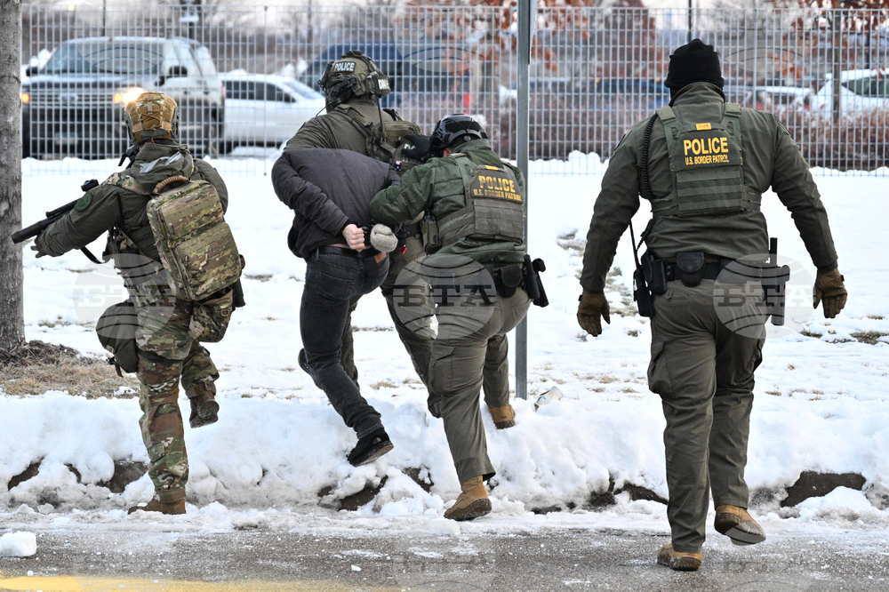 APTOPIX Federal Enforcement Immigration Minnesota