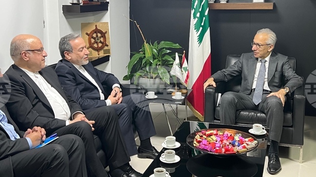 ННА: Ливанският министър на икономиката обсъди възможности за засилване на икономическото сътрудничеството с иранския външен министър 