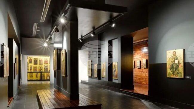АТА: Музеят на средновековното изкуство в албанският град Корча е реставрирал 21 икони