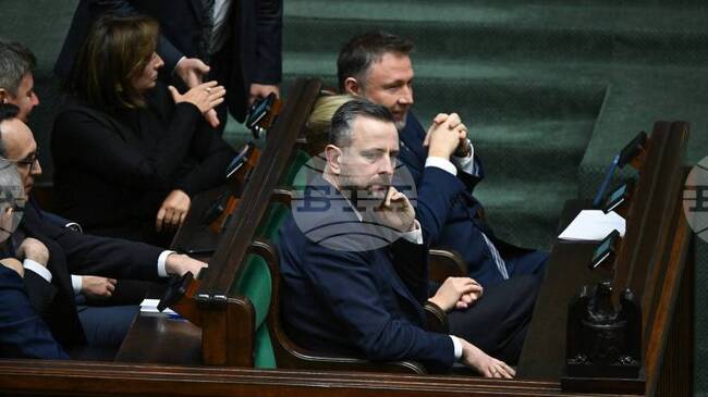 ПАП: Полските министри на отбраната и на сигурността ще се срещнат с президента, за да обсъдят по-тясно сътрудничество