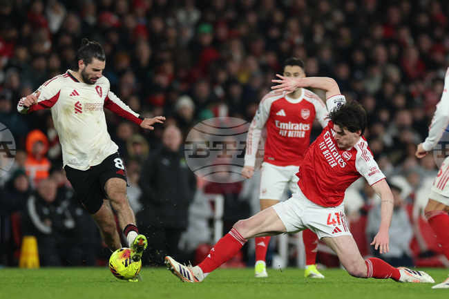 Арсенал и Ливърпул завършиха без голове в дербито на 21-ия кръг на английската Висша лига