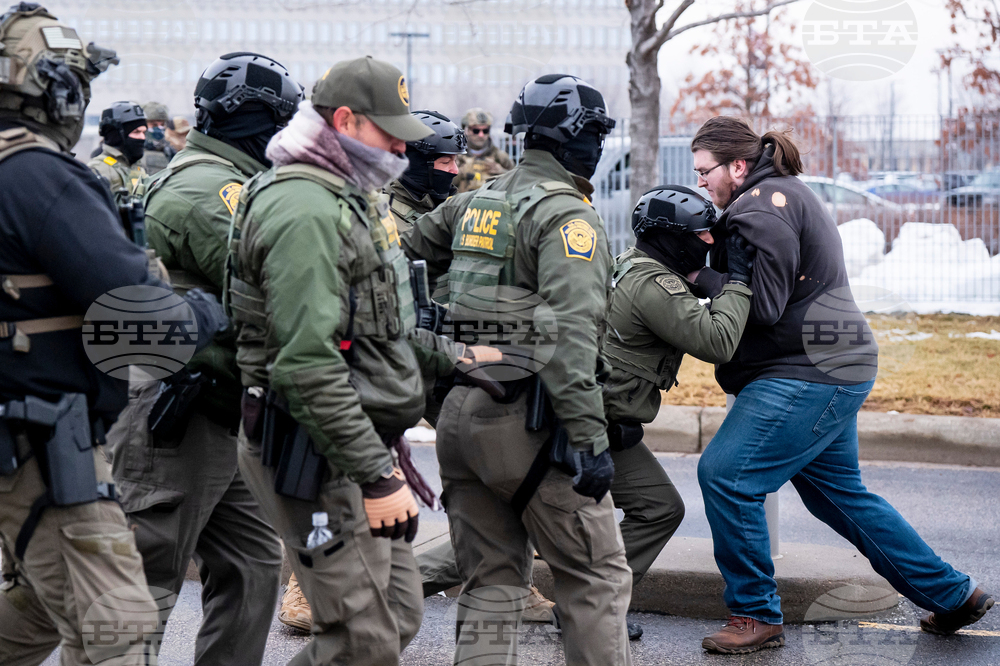 APTOPIX Federal Enforcement Immigration Minnesota