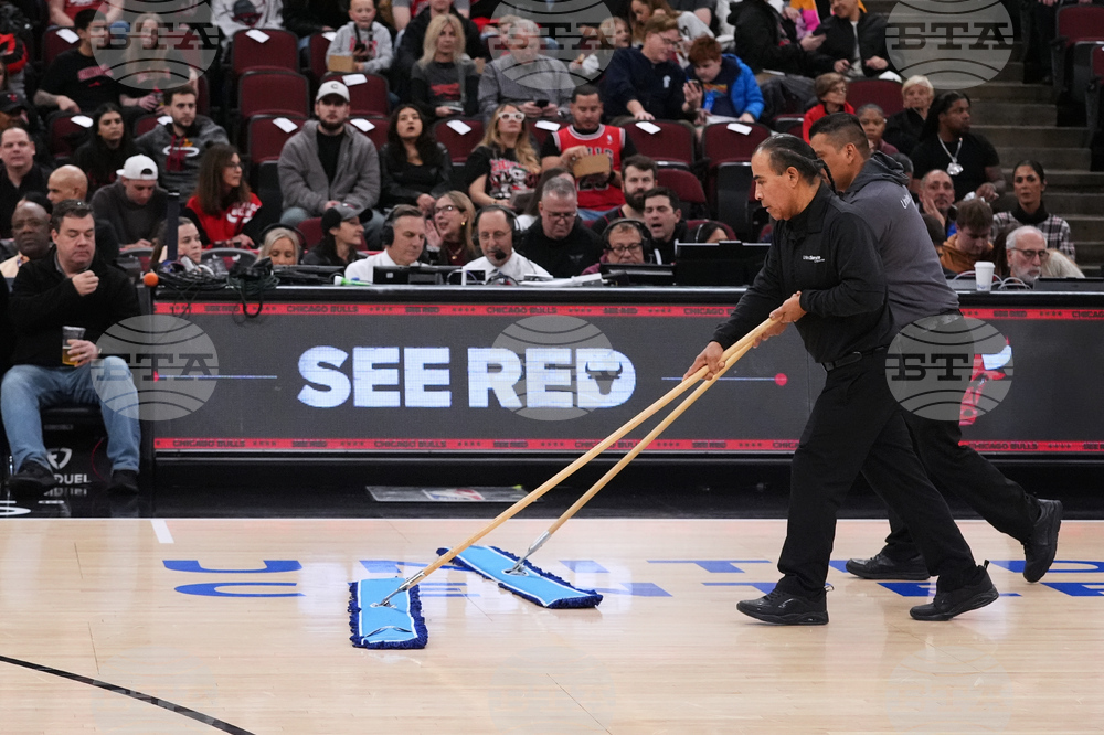 Heat Bulls Basketball