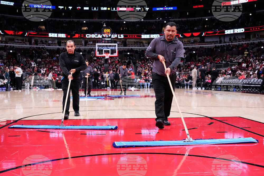 Heat Bulls Basketball