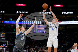 Mavericks Jazz Basketball