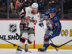 Senators Avalanche Hockey