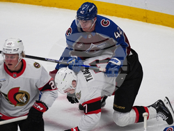 Senators Avalanche Hockey