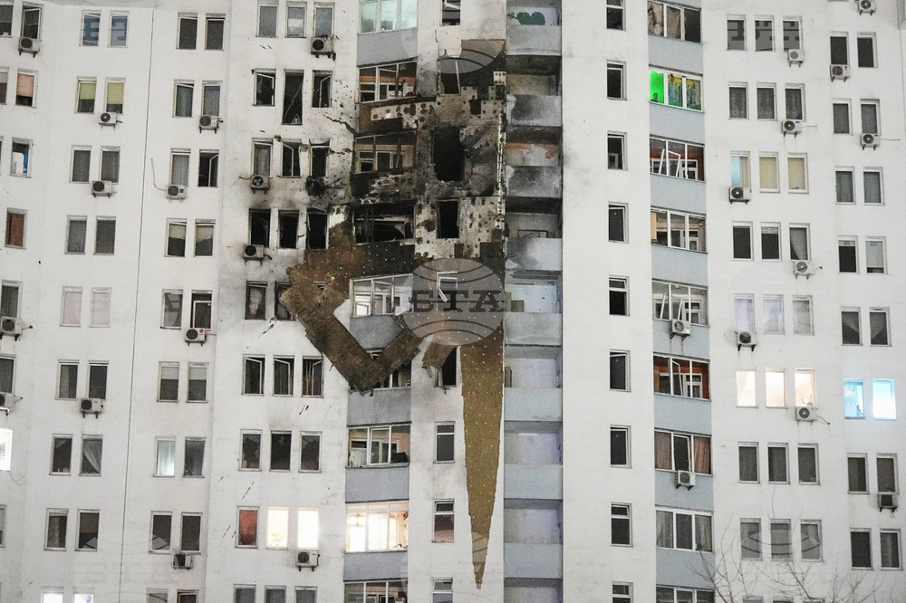 Катар заяви, че никой от служителите, намиращи се в повредената при снощната руска атака сграда на посолството му в Киев, не е пострадал