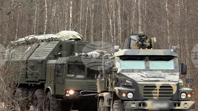 Изстрелването от Русия на хиперзвукова ракета срещу Западна Украйна е предупреждение към съюзниците на Киев, според коментатори в Москва