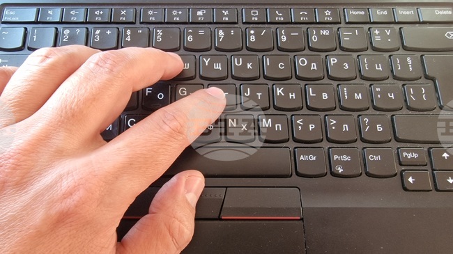 Близо 90 процента от домакинствата в област Велико Търново разполагат с достъп до интернет в домовете си