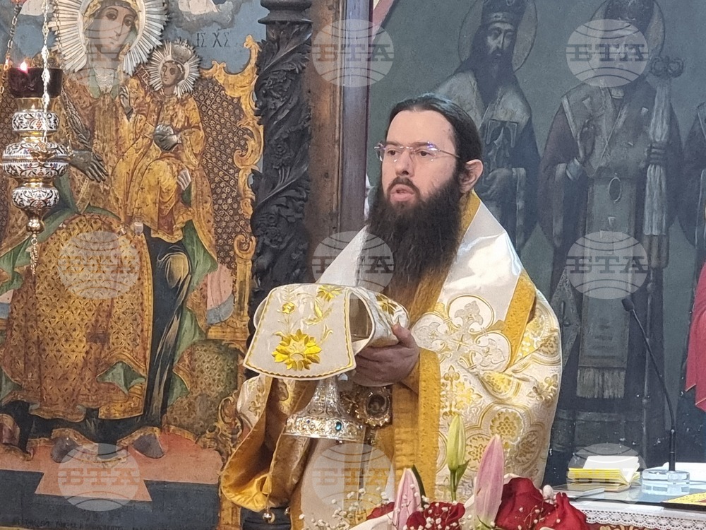 Сливен  - храм „Свети Димитър“ - заупокойна литургия