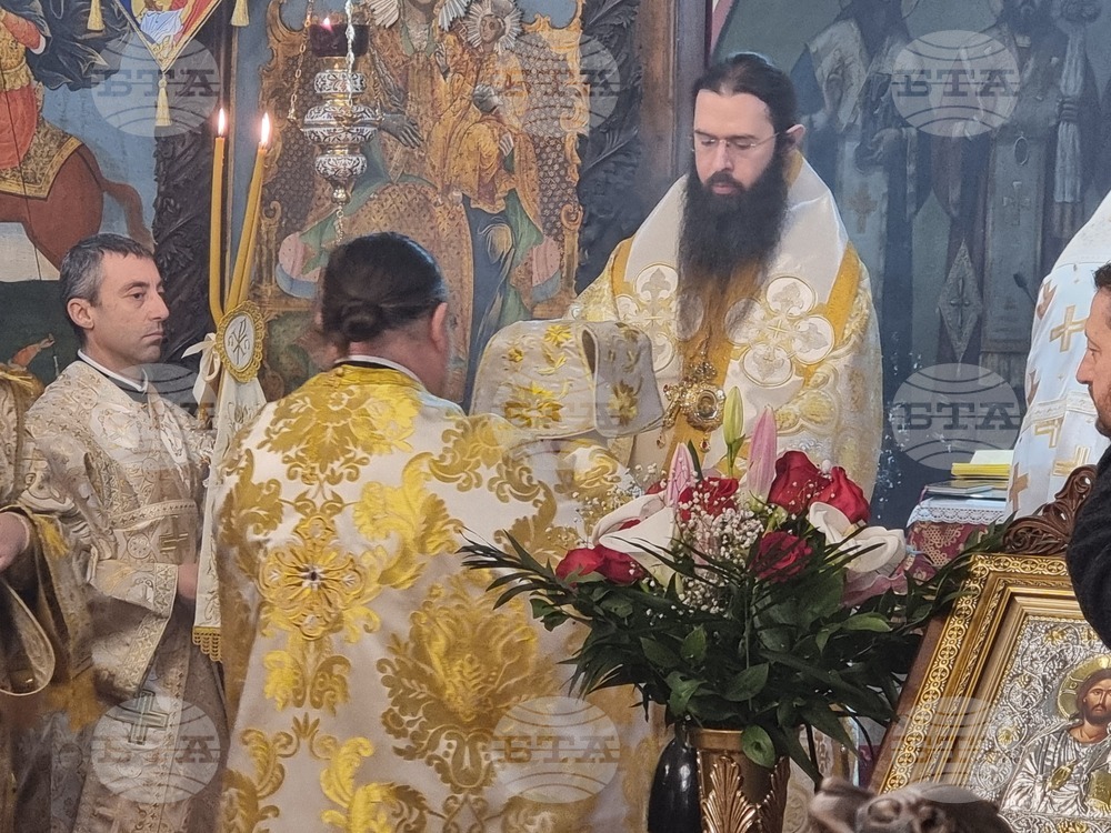 Сливен  - храм „Свети Димитър“ - заупокойна литургия