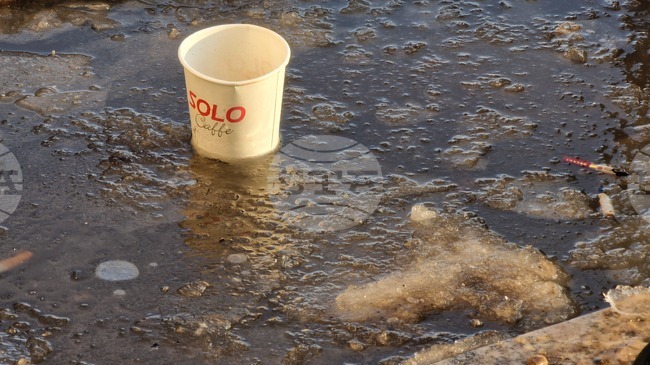 Букурещ осъмна като ледена пързалка; усложнена зимна обстановка в цяла Румъния