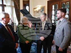 Дворец „Врана" - Областна администрация на област София - НАТФИЗ - Лесотехнически университет - меморандуми - подписване