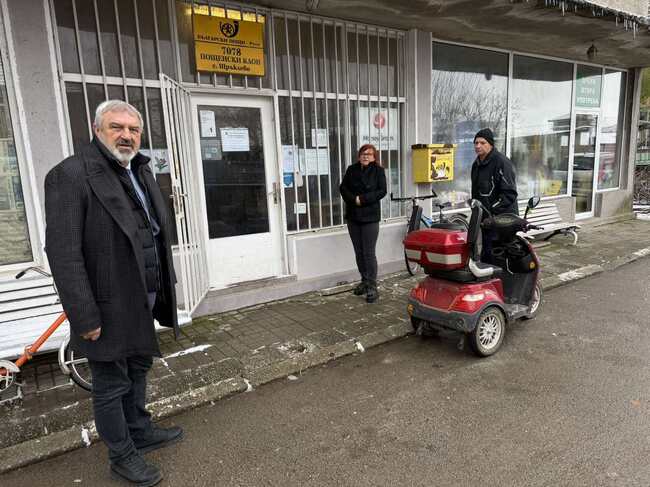Продължават проверките на областния управител Драгомир Драганов в Русенско относно прехода от лев към евро