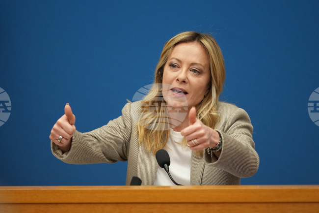 От Венецуела, Гренландия и Тръмп през Украйна, Газа и Африка до горещи вътрешнополитически теми - Мелони отговори на 40 въпроса за 3 часа на годишната си пресконференция