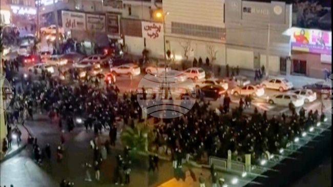 Иранското правителство продължава да ограничава интернет достъпа в страната