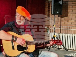 Шумен - Драматично-куклен театър „Васил Друмев“ - „Сладкопойното магаре“