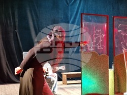 Шумен - Драматично-куклен театър „Васил Друмев“ - „Сладкопойното магаре“