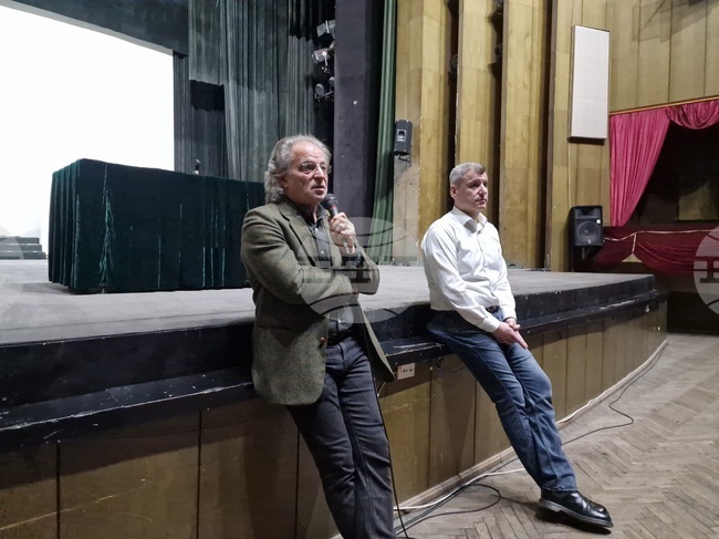 Велико Търново - Музикално-драматичен театър (МДТ) - директор