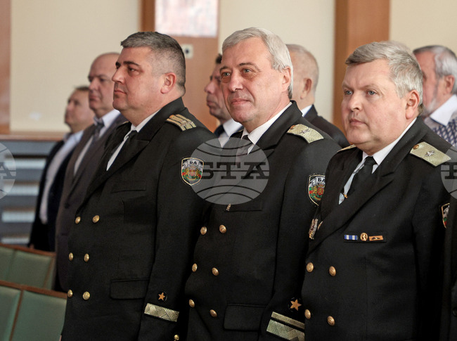 Висшето военноморско училище във Варна ще има Институт за научни изследвания