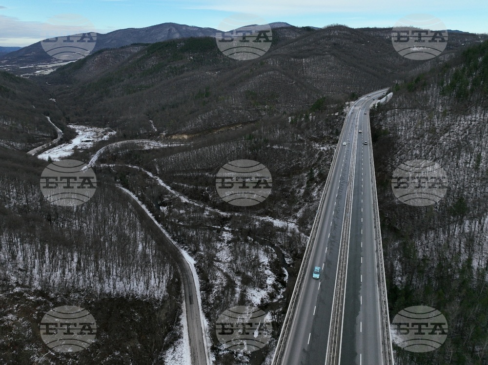 За обследване на анкерната стена ще се променя организацията на движение в 500-метров участък от АМ „Хемус“ в Софийска област