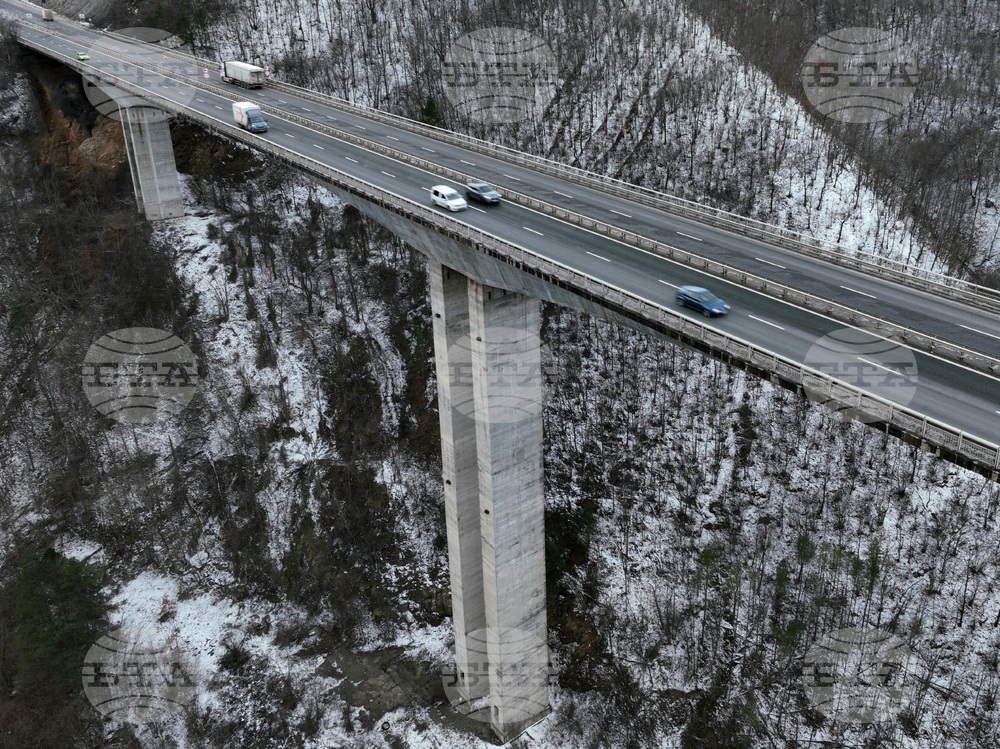 Правец - автомагистрала "Хемус" - изглед - зима