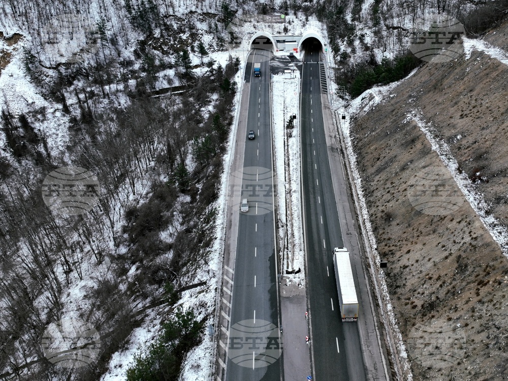 Правец - автомагистрала "Хемус" - изглед - зима